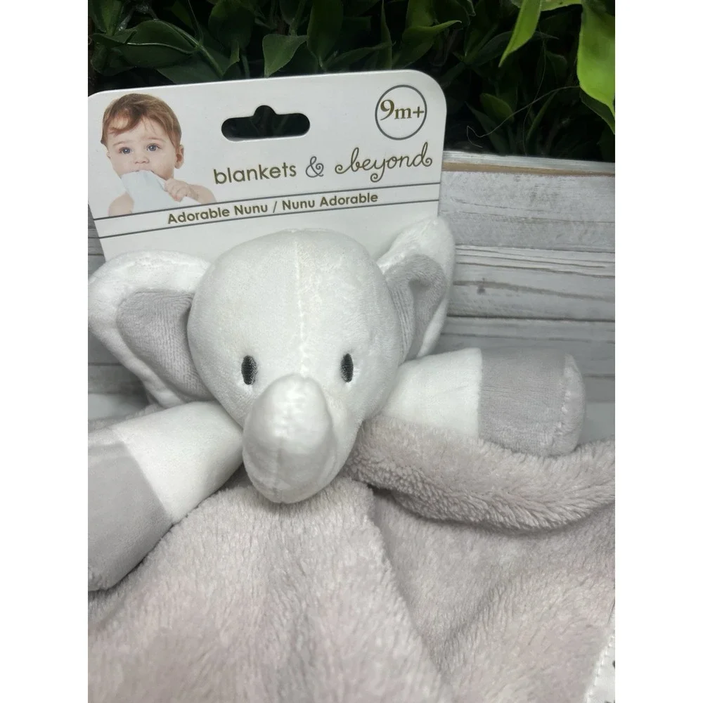 Blankets and Beyond White Gray Elephant Security Blanket Baby Lovey Plush Toy